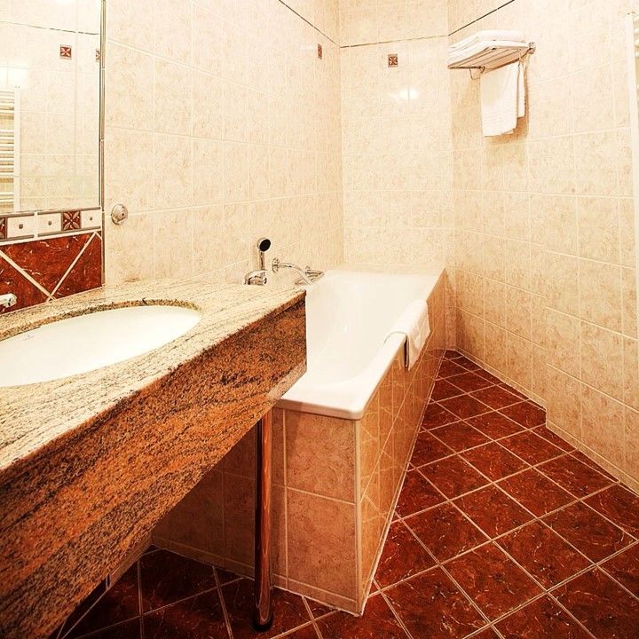 Hotel U Divadla - Czech Leading Hotels Prag Eksteriør billede